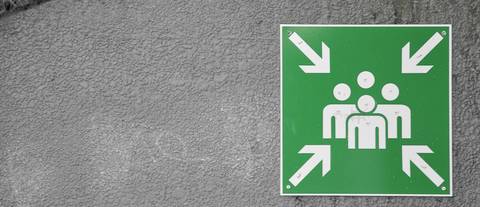 Fotoğraf: Assembly point sign (watermarked YB)
